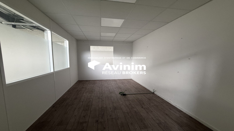Ma-Cabane - Location Local commercial Montataire, 716 m²