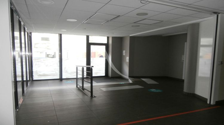 Ma-Cabane - Location Local commercial MONTAUBAN, 200 m²