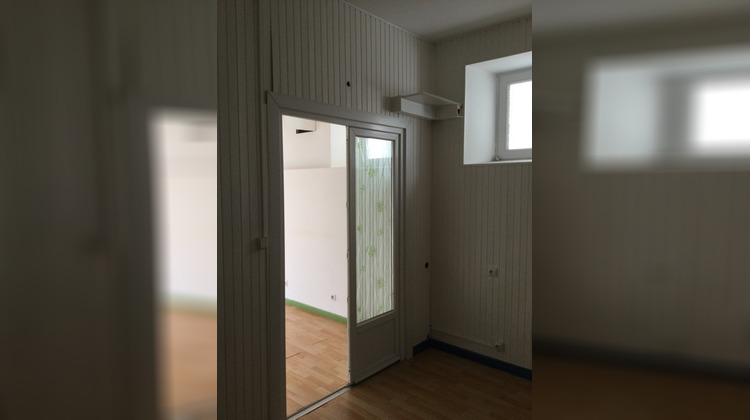 Ma-Cabane - Location Local commercial MONTAUBAN, 30 m²