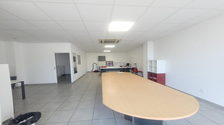 Ma-Cabane - Location Local commercial MONTAUBAN, 59 m²