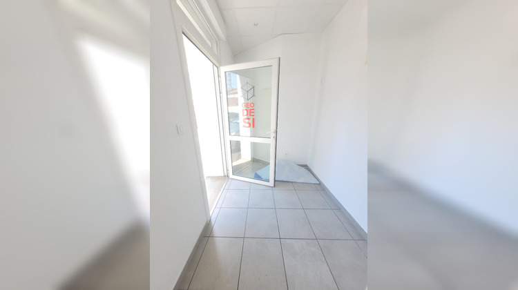 Ma-Cabane - Location Local commercial MONTAUBAN, 59 m²
