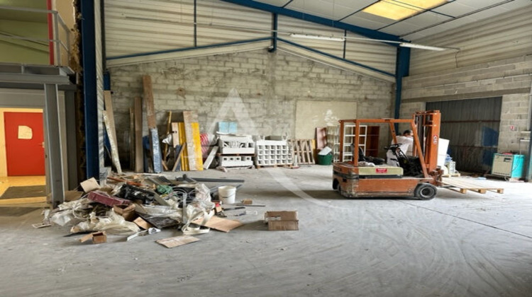 Ma-Cabane - Location Local commercial MONTAUBAN, 340 m²