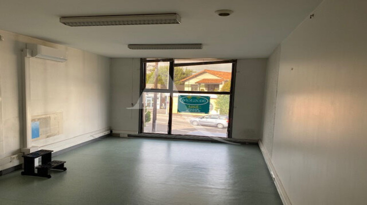 Ma-Cabane - Location Local commercial MONTAUBAN, 160 m²