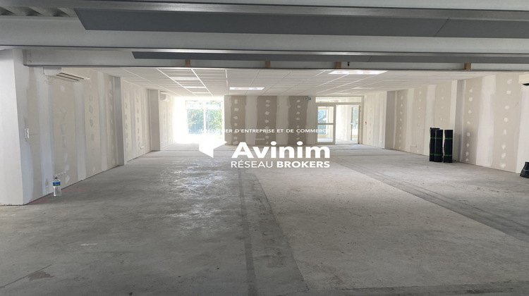 Ma-Cabane - Location Local commercial Montauroux, 400 m²