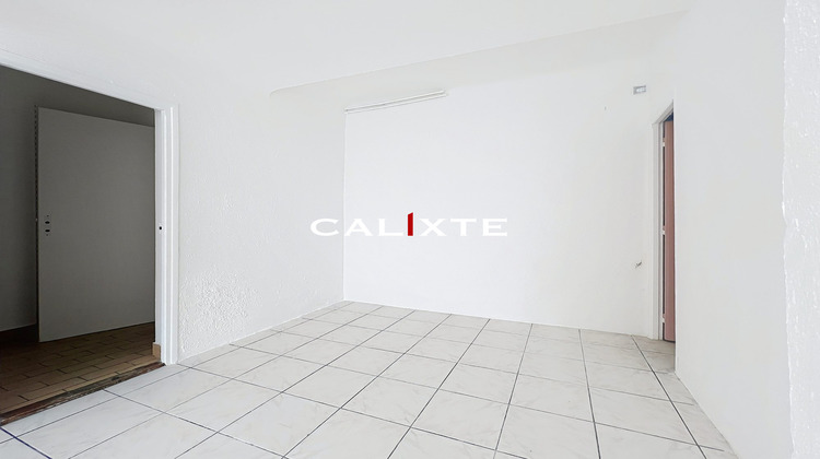 Ma-Cabane - Location Local commercial Montauroux, 34 m²
