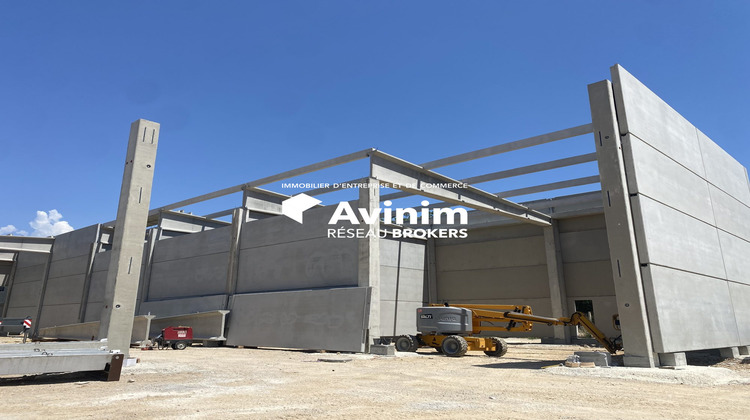 Ma-Cabane - Location Local commercial Montauroux, 2047 m²
