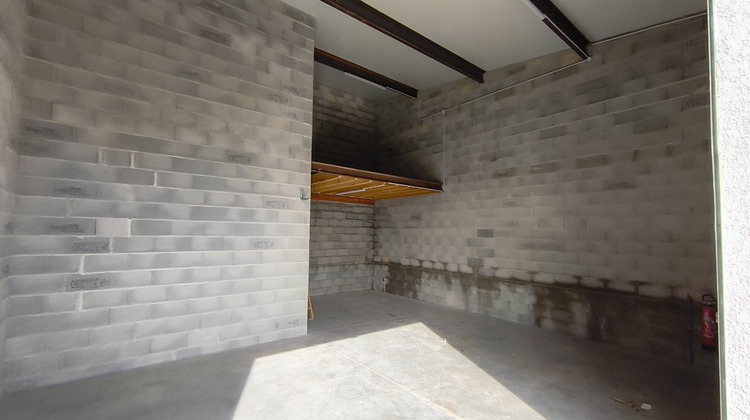 Ma-Cabane - Location Local commercial MONTBLANC, 243 m²