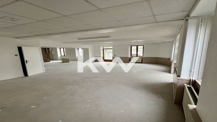 Ma-Cabane - Location Local commercial Montbrison, 105 m²