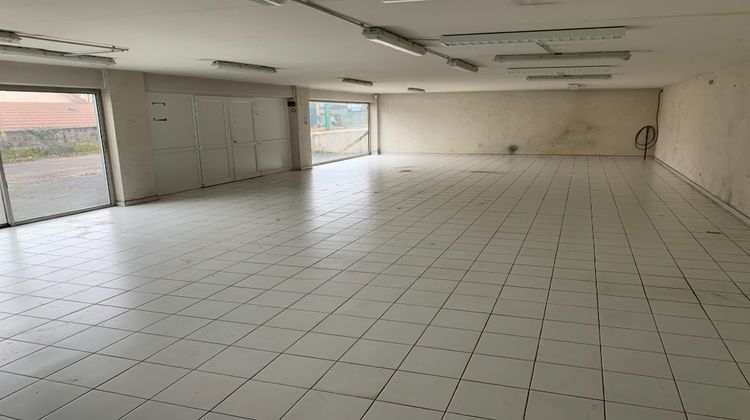 Ma-Cabane - Location Local commercial MONTCEAU-LES-MINES, 455 m²