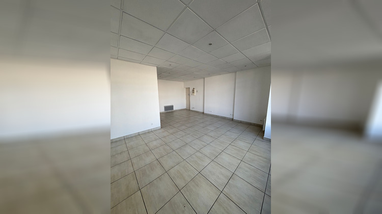 Ma-Cabane - Location Local commercial MONTCEAU-LES-MINES, 42 m²