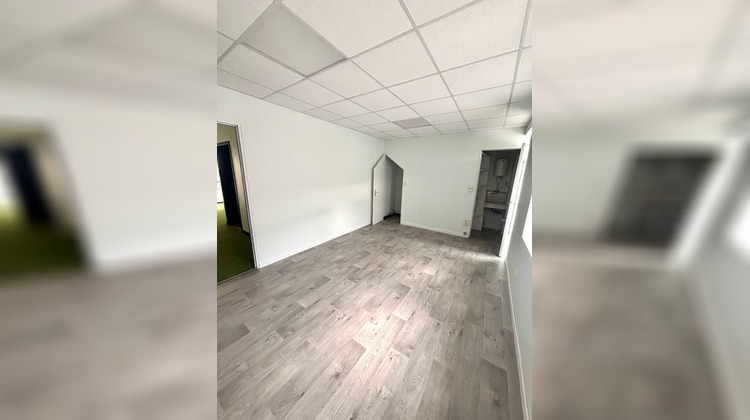 Ma-Cabane - Location Local commercial MONTCEAU-LES-MINES, 52 m²