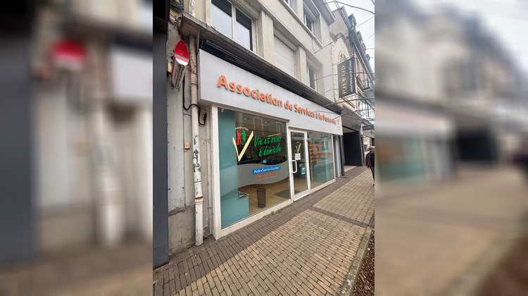 Ma-Cabane - Location Local commercial MONTCEAU-LES-MINES, 57 m²