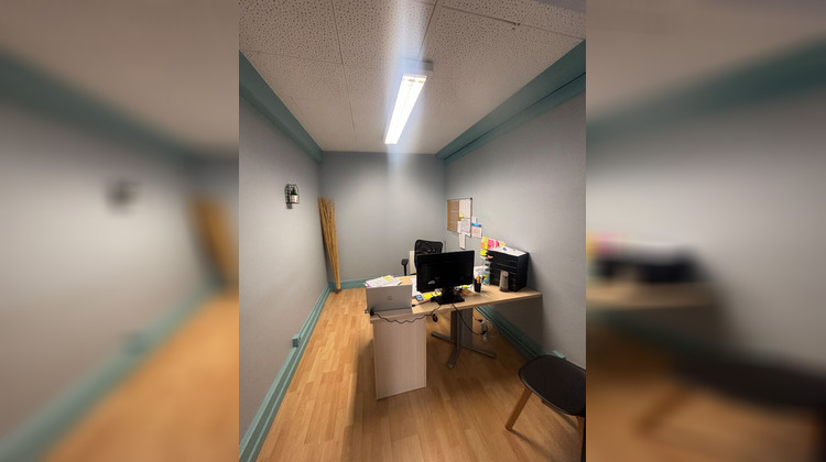 Ma-Cabane - Location Local commercial MONTCEAU-LES-MINES, 57 m²