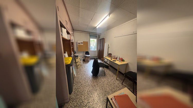 Ma-Cabane - Location Local commercial MONTCEAU-LES-MINES, 57 m²