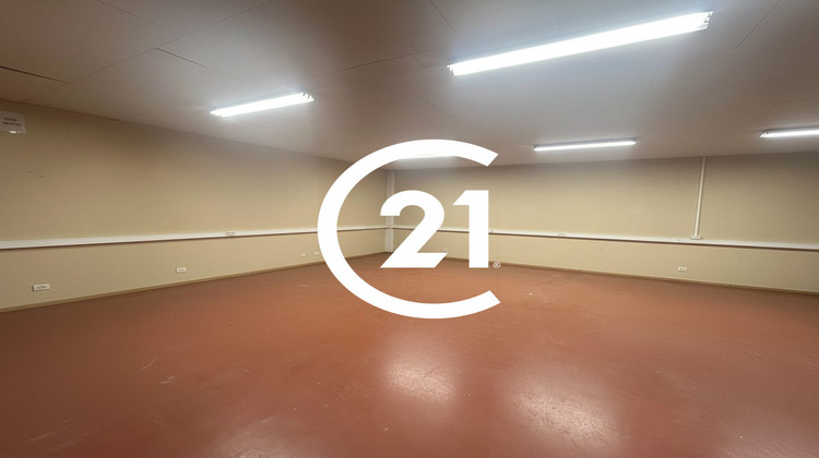 Ma-Cabane - Location Local commercial Montélier, 190 m²