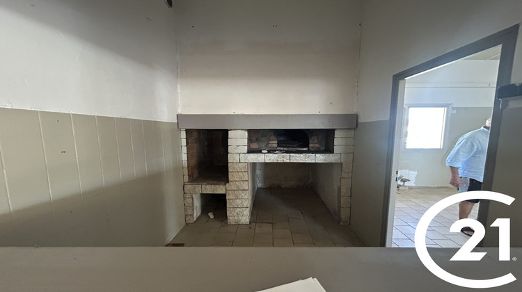 Ma-Cabane - Location Local commercial Montélier, 200 m²