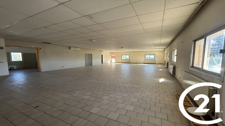 Ma-Cabane - Location Local commercial Montélier, 200 m²