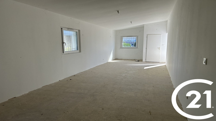 Ma-Cabane - Location Local commercial Montélier, 80 m²