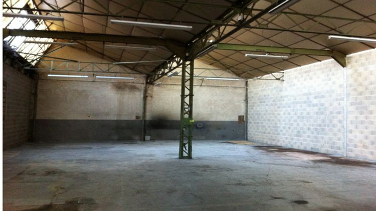 Ma-Cabane - Location Local commercial MONTEREAU-FAULT-YONNE, 311 m²