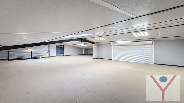 Ma-Cabane - Location Local commercial Monthieux, 284 m²