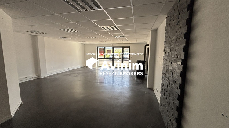 Ma-Cabane - Location Local commercial Montivilliers, 460 m²