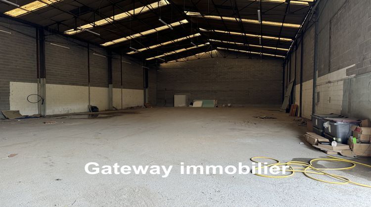 Ma-Cabane - Location Local commercial Montluçon, 834 m²