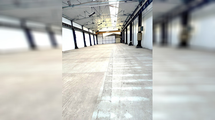 Ma-Cabane - Location Local commercial MONTLUCON, 2775 m²