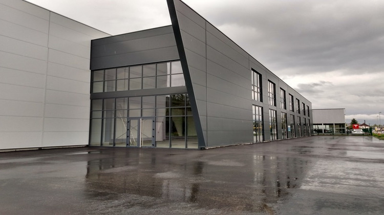 Ma-Cabane - Location Local commercial MONTMELIAN, 549 m²