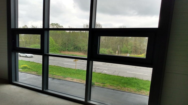 Ma-Cabane - Location Local commercial MONTMELIAN, 549 m²