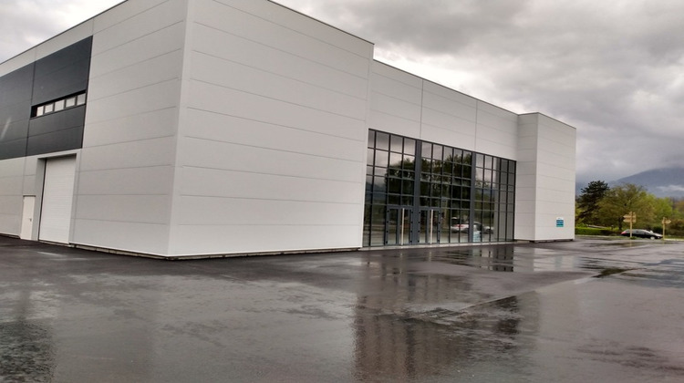 Ma-Cabane - Location Local commercial MONTMELIAN, 549 m²