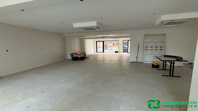 Ma-Cabane - Location Local commercial MONTMORENCY, 170 m²