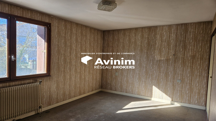 Ma-Cabane - Location Local commercial Montmorot, 186 m²