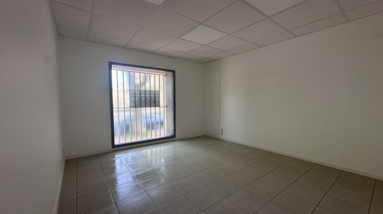 Ma-Cabane - Location Local commercial MONTPELLIER, 112 m²