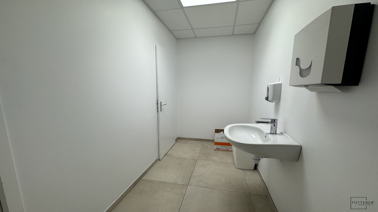 Ma-Cabane - Location Local commercial Montredon-des-Corbières, 40 m²