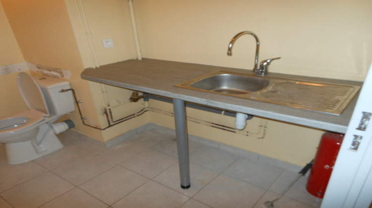 Ma-Cabane - Location Local commercial MONTREVEL-EN-BRESSE, 100 m²