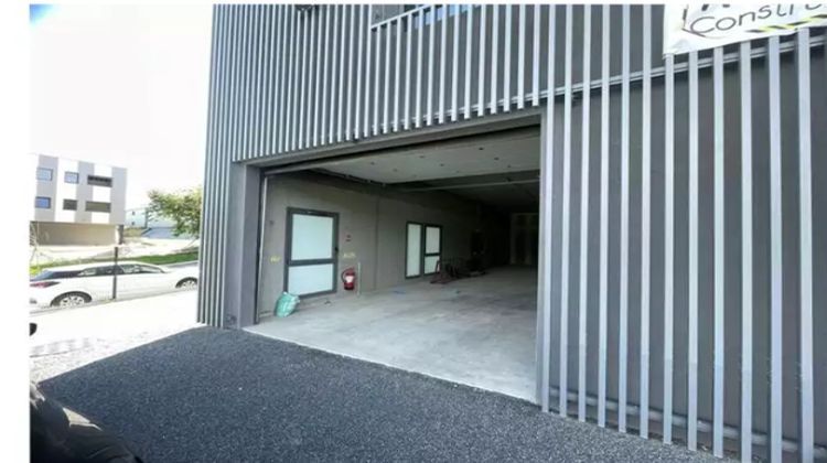 Ma-Cabane - Location Local commercial MONTUSSAN, 110 m²