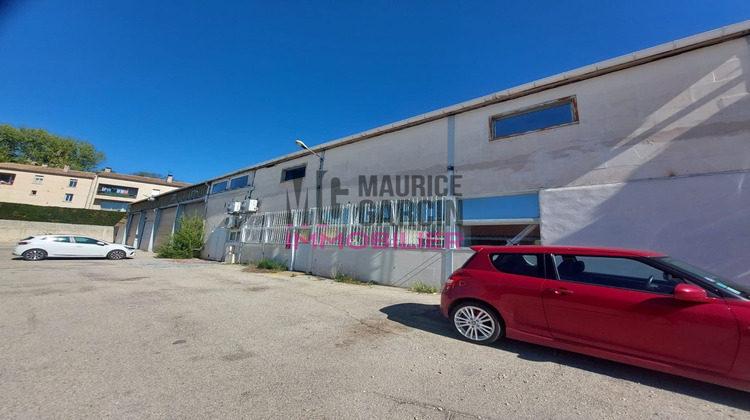 Ma-Cabane - Location Local commercial Mormoiron, 1500 m²