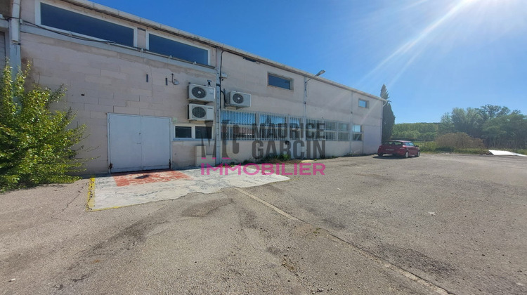 Ma-Cabane - Location Local commercial Mormoiron, 1500 m²