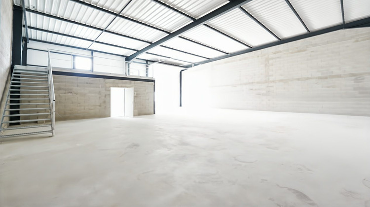 Ma-Cabane - Location Local commercial Mornant, 240 m²