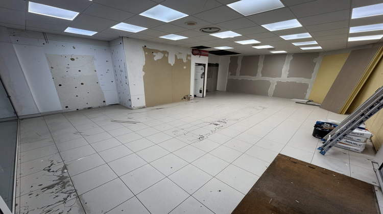 Ma-Cabane - Location Local commercial Mougins, 92 m²