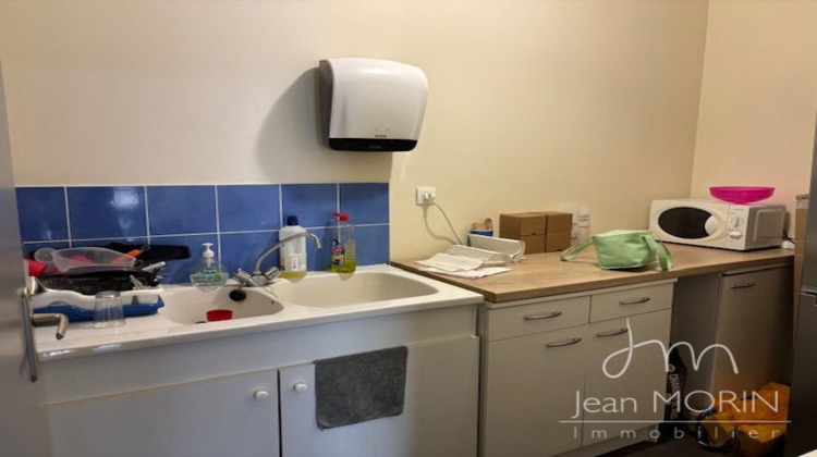 Ma-Cabane - Location Local commercial Mours-Saint-Eusèbe, 220 m²