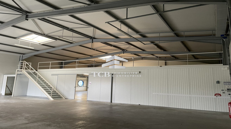 Ma-Cabane - Location Local commercial Mozé-sur-Louet, 688 m²