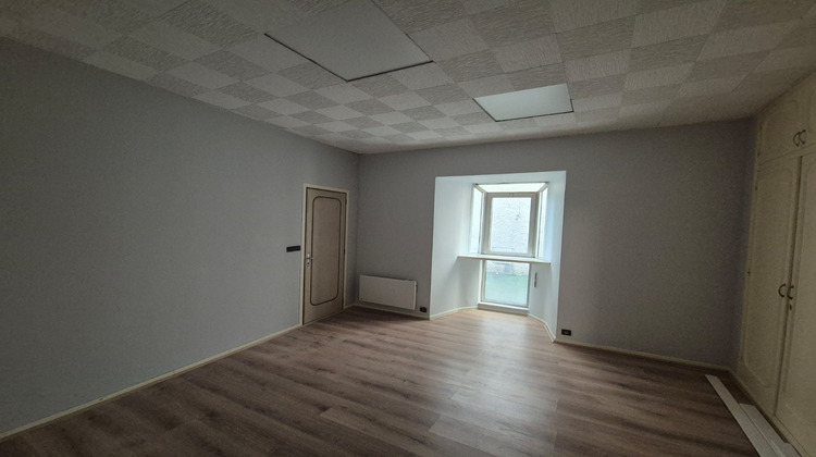 Ma-Cabane - Location Local commercial Nay, 60 m²