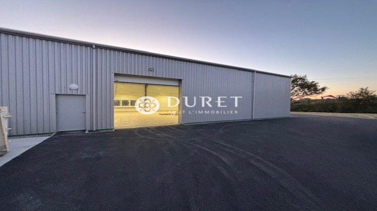 Ma-Cabane - Location Local commercial Nesmy, 300 m²