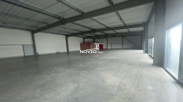 Ma-Cabane - Location Local commercial Neuville-de-Poitou, 352 m²
