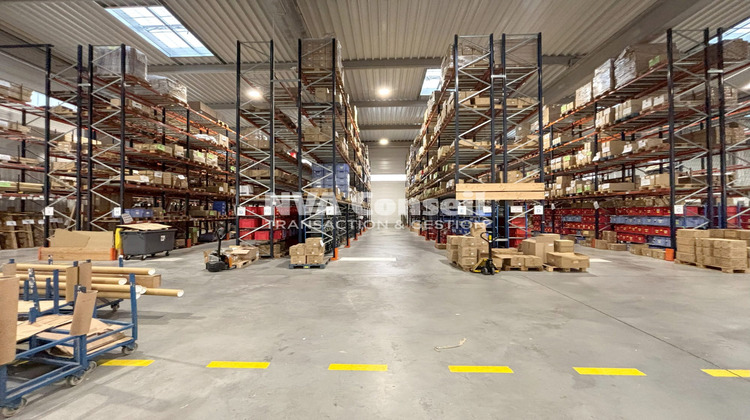 Ma-Cabane - Location Local commercial Neuville-sur-Oise, 2887 m²