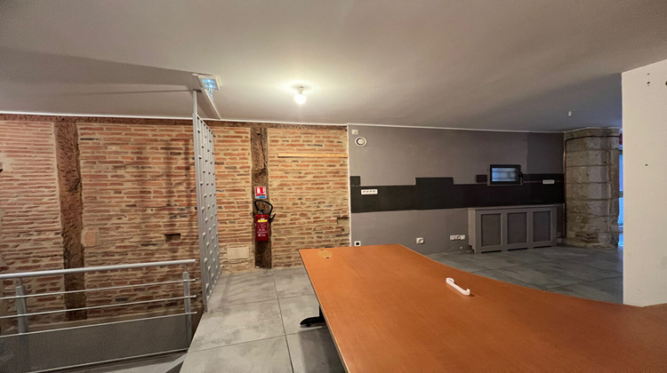 Ma-Cabane - Location Local commercial NEVERS, 68 m²
