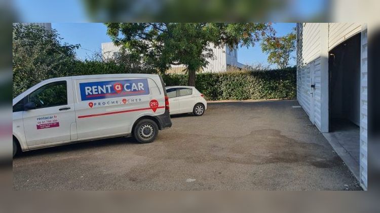 Ma-Cabane - Location Local commercial Nîmes, 250 m²