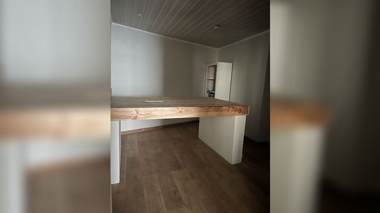 Ma-Cabane - Location Local commercial Nîmes, 65 m²