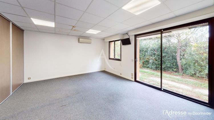 Ma-Cabane - Location Local commercial NIMES, 50 m²